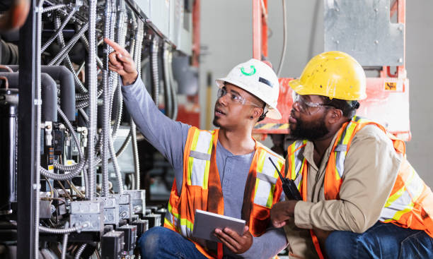 Best Affordable Electrician  in Crosspointe, VA